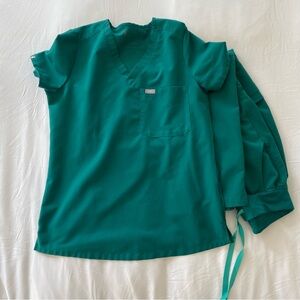 Figs Hunter Green Scrubs Top and Pants Set - XS petite